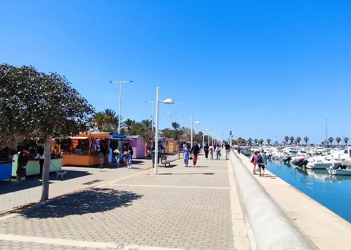 Lagos Del Castillo By Costa Дения