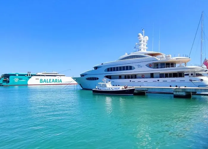 Lagos Del Castillo By Costa *